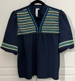 Grace + Karma Navy Blue Top Embroidered w/Puff Sleeves Size M  NWOT